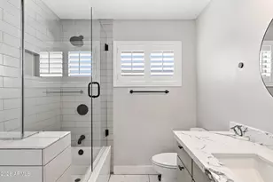 702 E Desert Park Ln, Phoenix, AZ 85020 - Photo 27