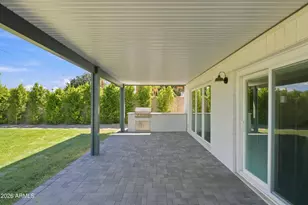 702 E Desert Park Ln, Phoenix, AZ 85020 - Photo 7