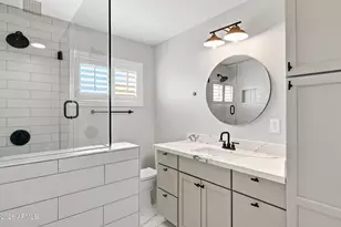 702 E Desert Park Ln, Phoenix, AZ 85020 - Photo 5
