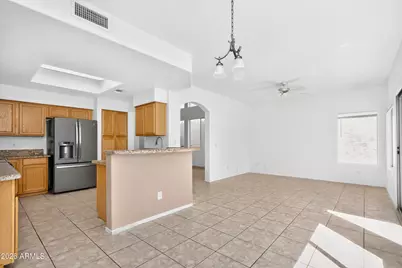 4921 W Behrend Drive, Glendale, AZ 85308 - Photo 9