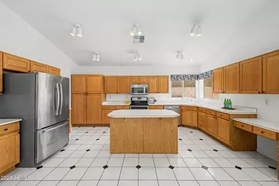 16840 S 36th Place, Phoenix, AZ 85048 - Photo 9
