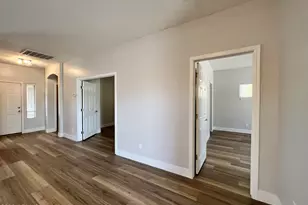 2138 N Arbor Ln, Chandler, AZ 85225 - Photo 3