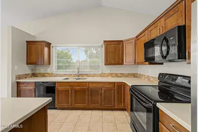 5750 W Folley Street, Chandler, AZ 85226 - Photo 7