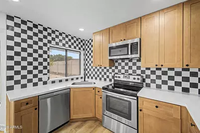 711 W Strahan Drive, Tempe, AZ 85283 - Photo 9