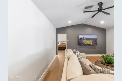 3229 E Montecito Avenue, Phoenix, AZ 85018 - Photo 21