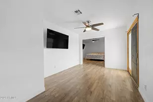 8539 N 104th Ave, Peoria, AZ 85345 - Photo 15
