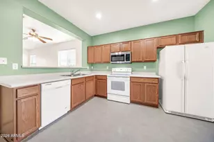2312 W Alta Vista Rd, Phoenix, AZ 85041 - Photo 13
