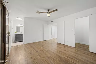 2816 W Villa Maria Drive, Phoenix, AZ 85053 - Photo 37