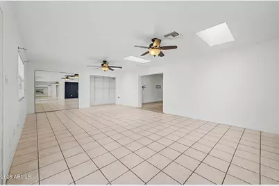 2816 W Villa Maria Drive, Phoenix, AZ 85053 - Photo 31