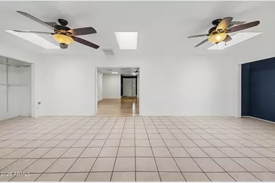 2816 W Villa Maria Drive, Phoenix, AZ 85053 - Photo 27