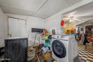 36 S 64th Ave, Phoenix, AZ 85043 - Photo 17
