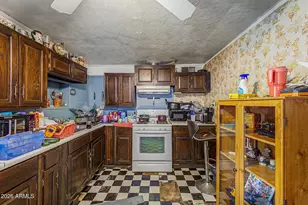 36 S 64th Ave, Phoenix, AZ 85043 - Photo 9