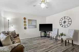 9004 E Grandview Dr, Mesa, AZ 85207 - Photo 5
