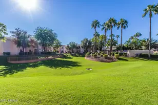 10030 W Indian School Rd, Phoenix, AZ 85037 - Photo 33