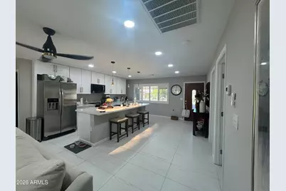 9325 W Arrowhead Drive W, Sun City, AZ 85351 - Photo 3