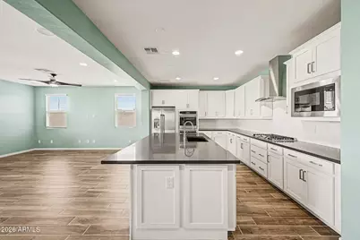 12055 N 169th Avenue, Surprise, AZ 85388 - Photo 9