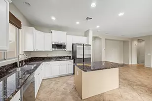 3764 S Windstream Pl, Chandler, AZ 85286 - Photo 7