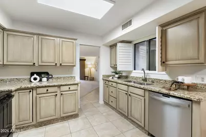 19249 N 93rd Drive, Peoria, AZ 85382 - Photo 9
