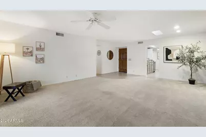 19249 N 93rd Drive, Peoria, AZ 85382 - Photo 5