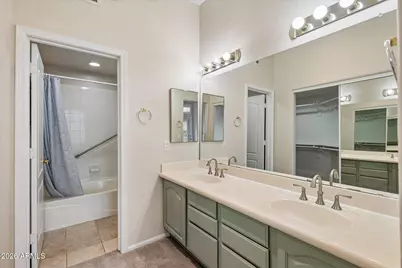 1747 E Northern Avenue #216, Phoenix, AZ 85020 - Photo 15