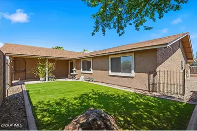686 W 22nd Avenue, Apache Junction, AZ 85120 - Photo 5