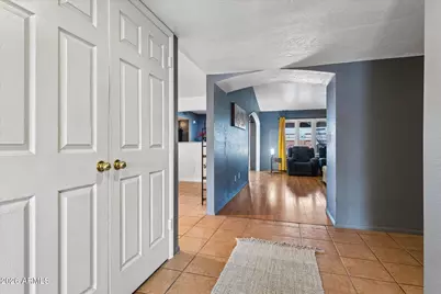 8134 W Maryland Avenue, Glendale, AZ 85303 - Photo 13
