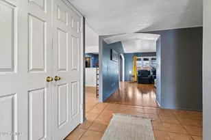 8134 W Maryland Ave, Glendale, AZ 85303 - Photo 13