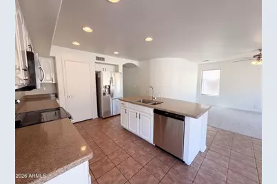 25798 W Hilton Avenue, Buckeye, AZ 85326 - Photo 7