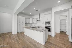 4015 E Dawson Dr, Chandler, AZ 85249 - Photo 9