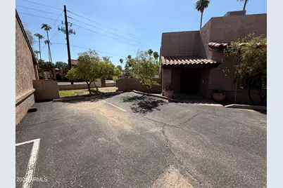 2346 E Montecito Avenue, Phoenix, AZ 85016 - Photo 9