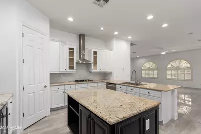 4711 E Buckboard Court, Gilbert, AZ 85297 - Photo 13