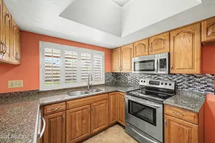 4031 W Yucca St, Phoenix, AZ 85029 - Photo 11