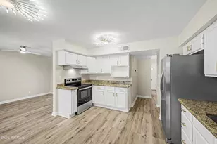 8613 E Laredo Ln, Scottsdale, AZ 85250 - Photo 9