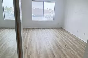 2035 S Elm St, Tempe, AZ 85282 - Photo 9