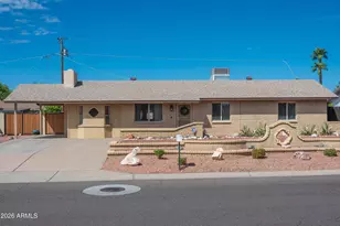 16424 N 38th St, Phoenix, AZ 85032 - Photo 1