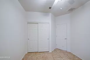17517 W Pinnacle Vis Dr, Surprise, AZ 85387 - Photo 31