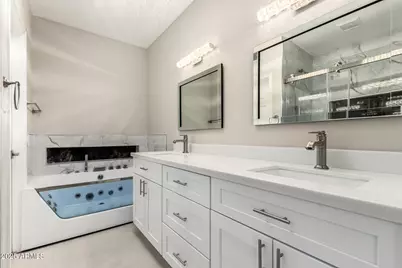 9635 E Sutton Drive, Scottsdale, AZ 85260 - Photo 21