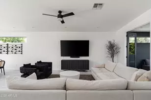 3828 N 32nd Way, Phoenix, AZ 85018 - Photo 15