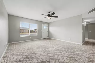 2724 E Holmes Avenue, Mesa, AZ 85204 - Photo 5