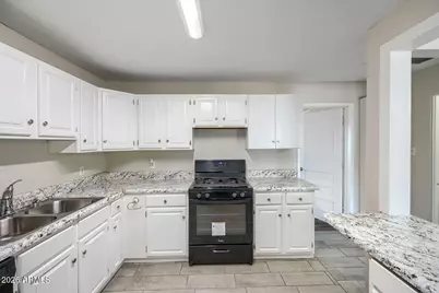 2816 W Marshall Avenue, Phoenix, AZ 85017 - Photo 13