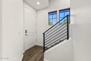 2090 S Dorsey Ln, Tempe, AZ 85282 - Photo 3