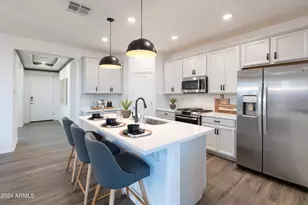 12741 N 171st Dr, Surprise, AZ 85388 - Photo 5