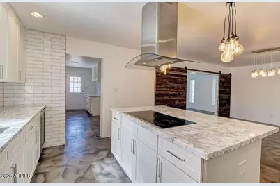 8338 E Granada Road, Scottsdale, AZ 85257 - Photo 7