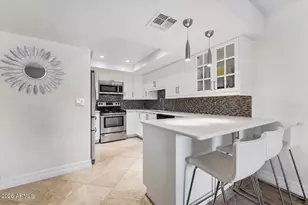 7940 E Camelback Rd, Scottsdale, AZ 85251 - Photo 3
