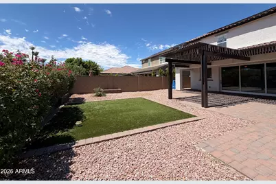 841 E Gary Lane, Phoenix, AZ 85042 - Photo 15