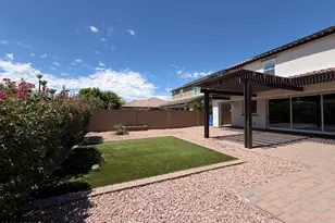 841 E Gary Ln, Phoenix, AZ 85042 - Photo 15