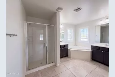 841 E Gary Lane, Phoenix, AZ 85042 - Photo 13