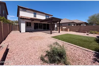 841 E Gary Lane, Phoenix, AZ 85042 - Photo 23