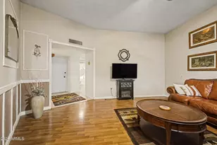 11078 W Coggins Dr, Sun City, AZ 85351 - Photo 13