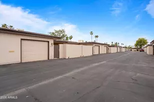 14032 N 111th Ave, Sun City, AZ 85351 - Photo 7